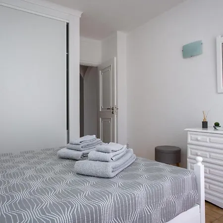 2bd In Alagoa By Lovelystay Apartment