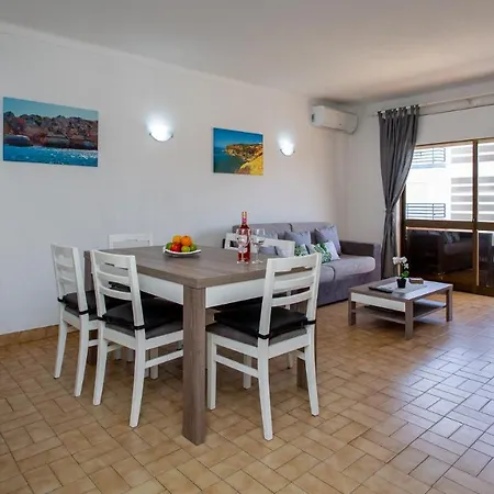 2bd In Alagoa By Lovelystay Apartment