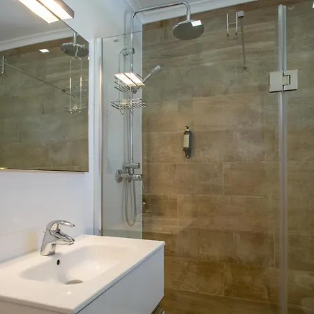 Apartment 2bd In Alagoa By Lovelystay